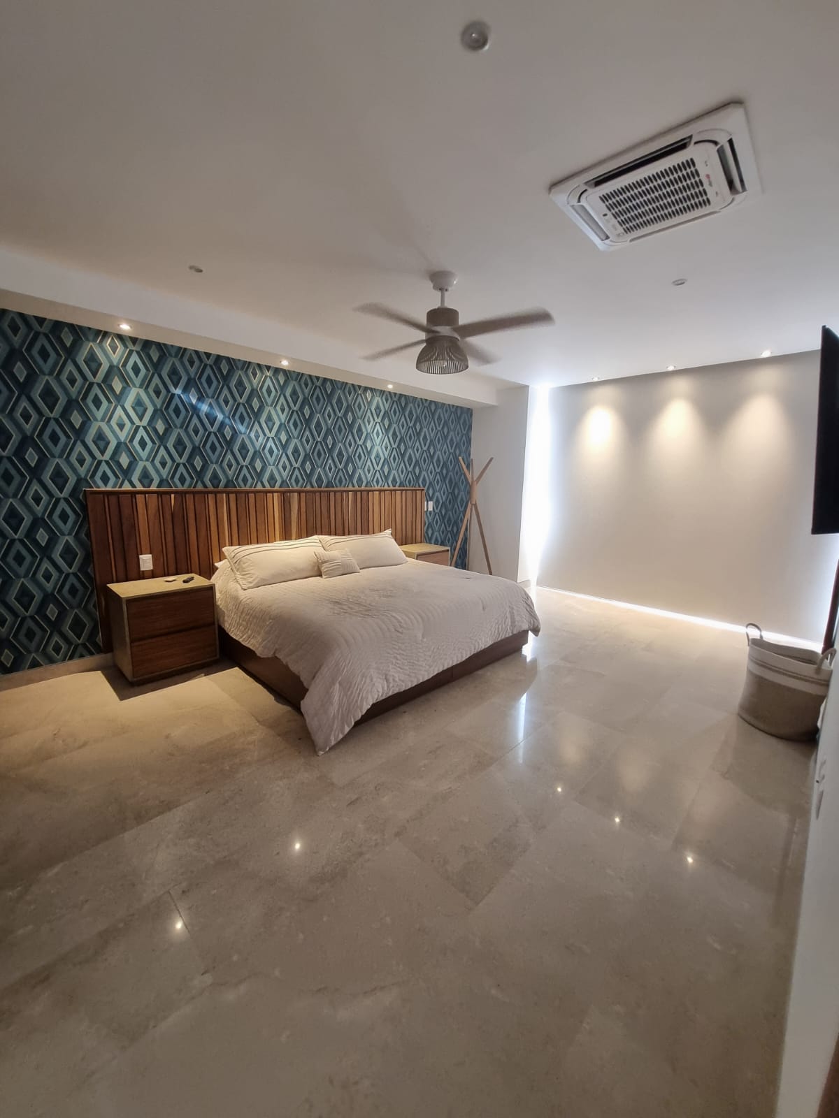 beachfront oceanview cond for sale